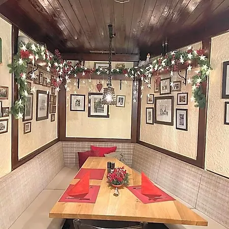 Hotel-restaurant Sebastianushof فندق