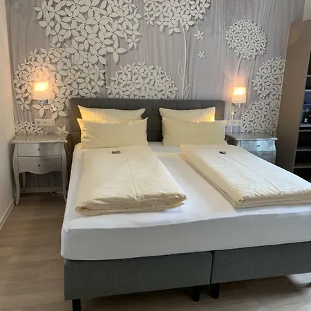 Hotel-restaurant Sebastianushof Otel 4*